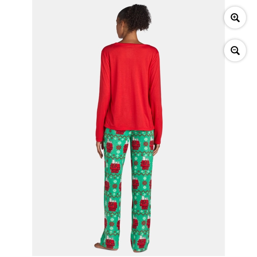 Peanuts Snoopy Women’s Home For The Holidays Pajama Set Size XL NWT - Picture 3 of 11